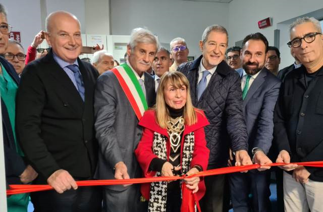 Ospedale di Militello. Inaugurato il nuovo Blocco Operatorio di circa 1000 mq.